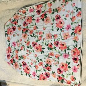 Nursing cover/car seat cover